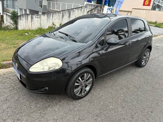 FIAT PUNTO 1.6 ESSENCE 16V FLEX 4P MANUAL FIAT PUNTO 1.6 ESSENCE 16V FLEX 4P MANUAL